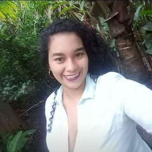 Meet your Posher, Vivian